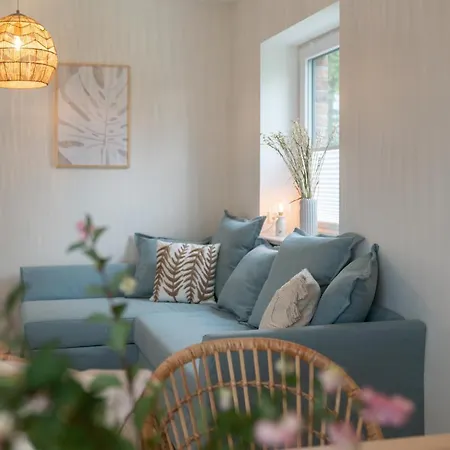 Moderne Kuestenbutze #1 Im Beach-style * Mildstedt