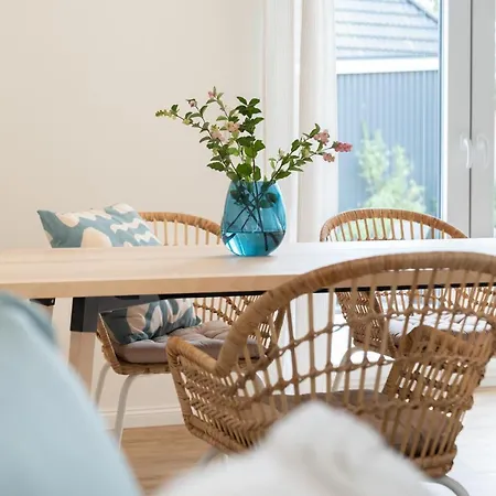 Moderne Küstenbutze #1 Im Beach-style Mildstedt