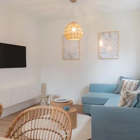 Moderne Küstenbutze #1 Im Beach-style Apartamento
