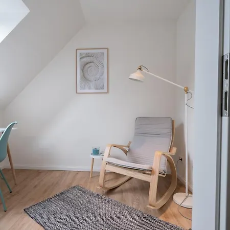 Moderne Kuestenbutze #1 Im Beach-style アパート